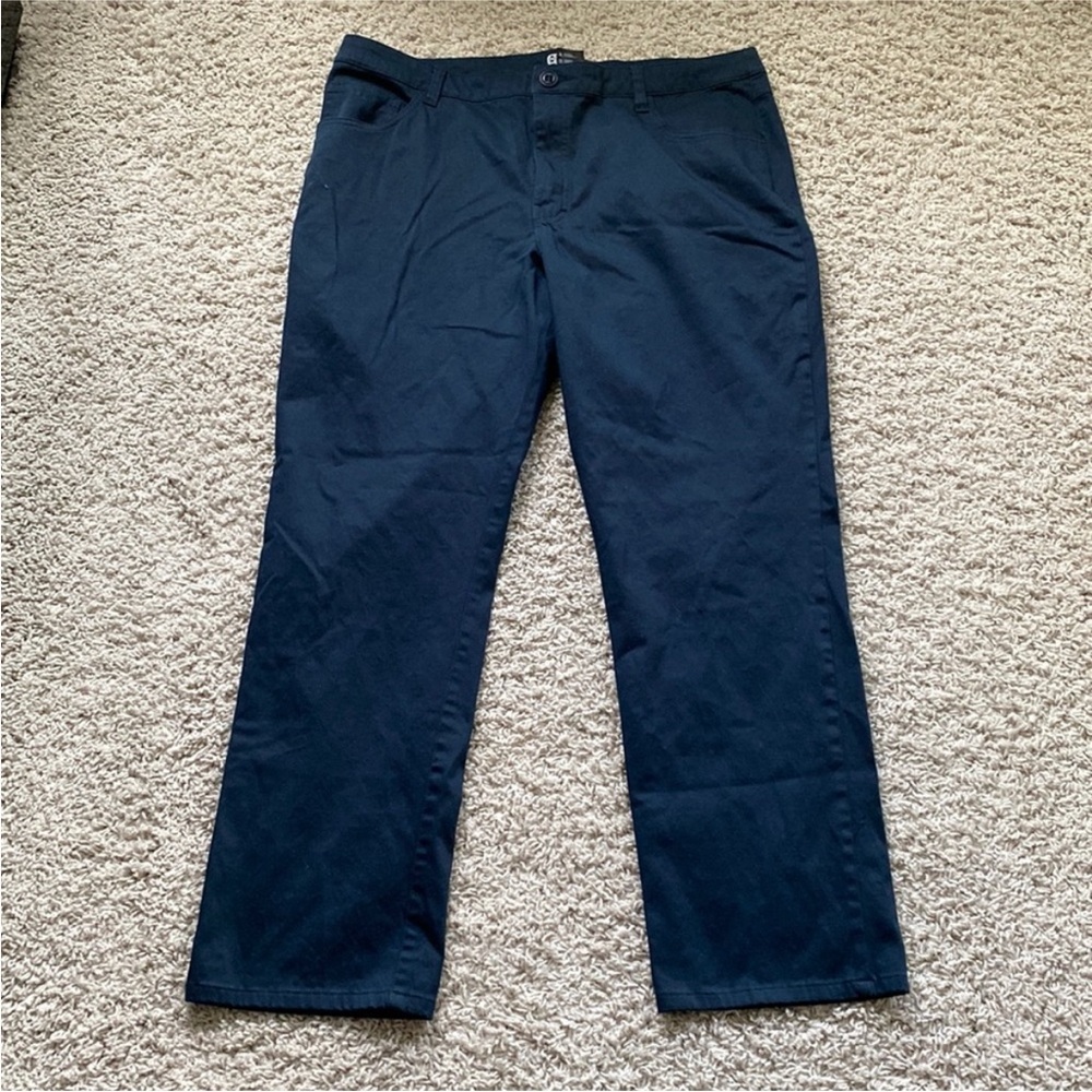 HUK Men's Navigate +30 UPF Water Repellent Pant